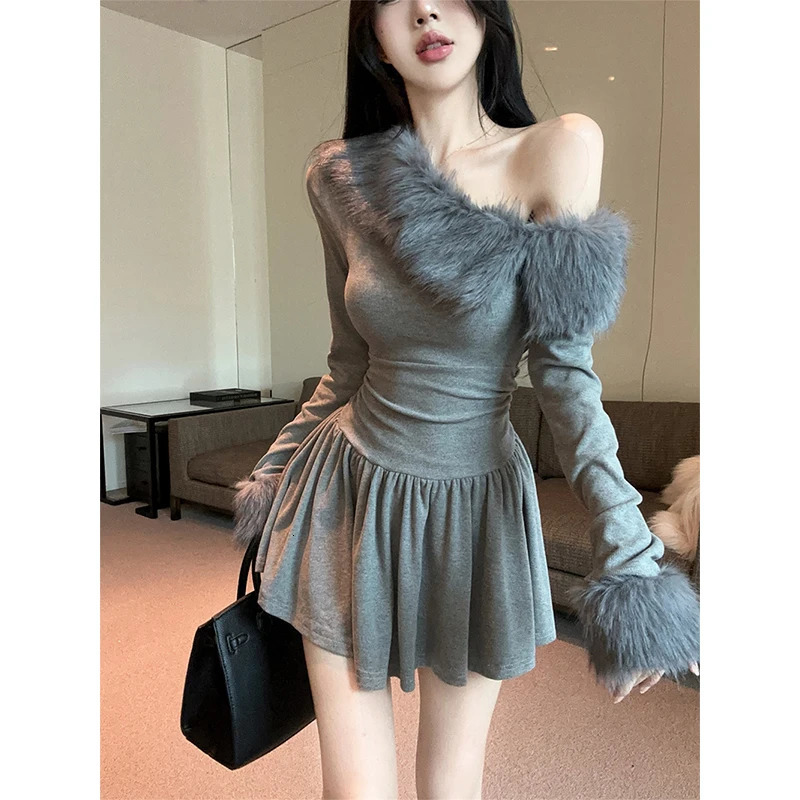 Sexy Slash Cou Mini Robe Femmes Mode Fausse Fourrure Patchwork Robes Noires Hiver Coréen Élégant À Manches Longues Moulante Robes 251205