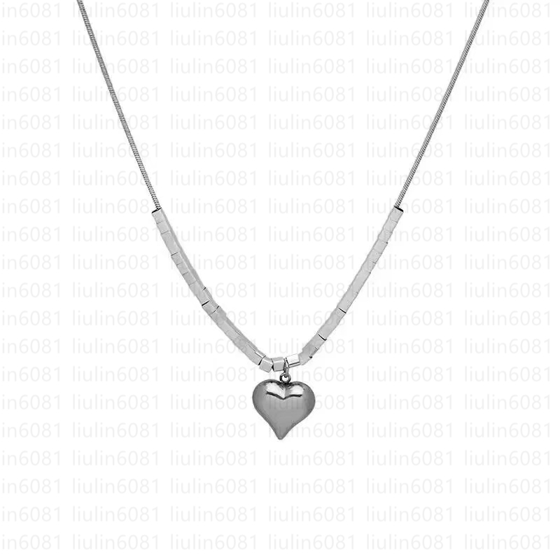Collier coeur pour femme avec boîte Collier de luxe plaqué or Matériau en cuivre Bijoux de créateur pour femme homme cristal diamants bijoux coll