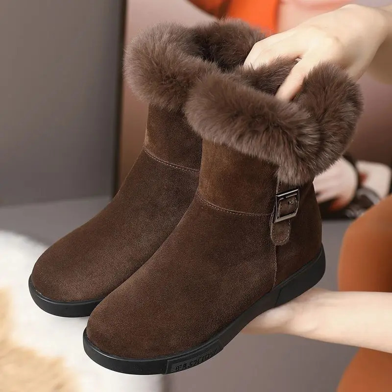 2024 Womens Winter Fashion Leather Warm Snow Boots with Plush Thick Soles Comfortable Non-Slip Cotton Shoes 251204