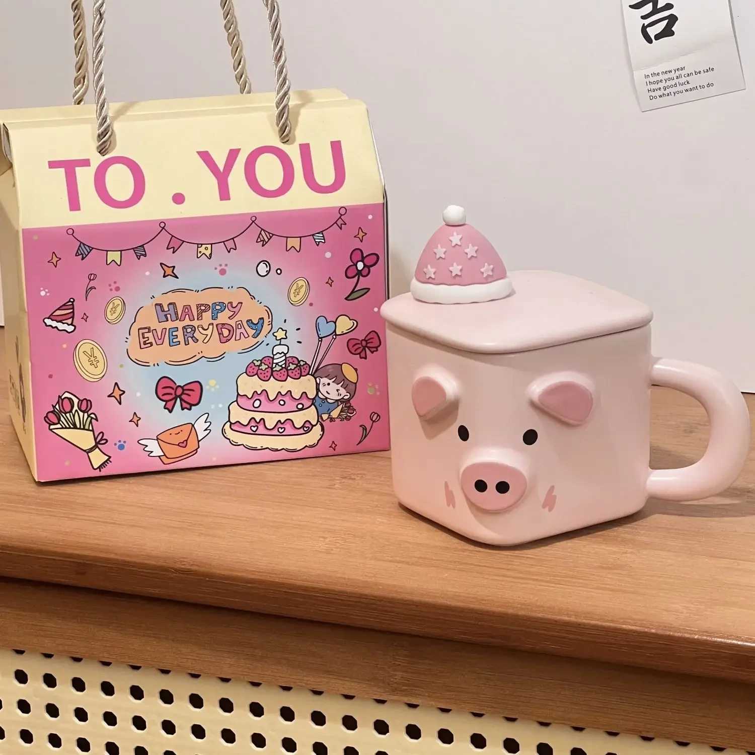 Creative Cartoon Cute Pet Shaped Animal Ceramic Mug with Lid for Home Use Water Cup with Hand and Gift Mugs Coffee Cups M251206-image-1087462630