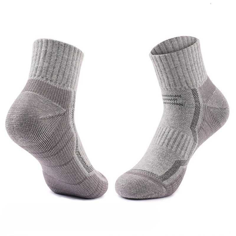 Merino Wool Thermal Socks Autumn Winter Warm Ski Hiking Snowboarding Climbing Compression Sports Socks Thick Merino Wool SocksT251206