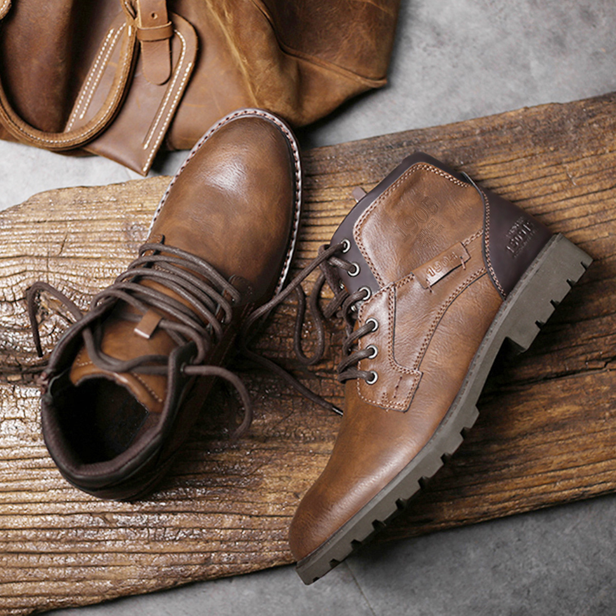 Chaussures de créateurs 2025 mode décontractée bottes Martin hommes fermeture éclair lettre rétro chaussures hautes en plein air grande taille 39
