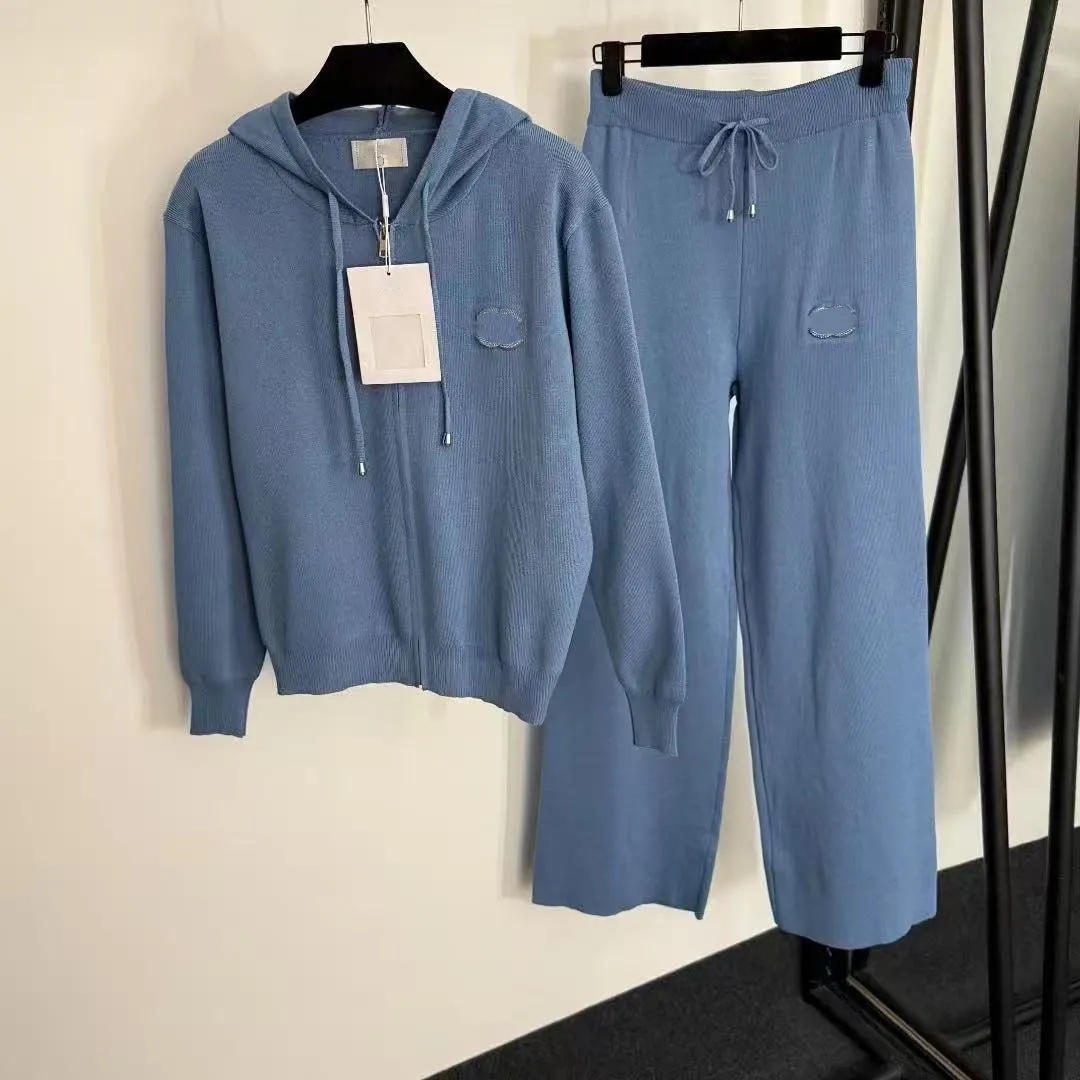 Designer Loose Tricot Survêtement Motif en relief Pull Col rond Pantalon à jambes larges Deux pièces Femme Loungewear Pull tricoté Tenue Deux piè