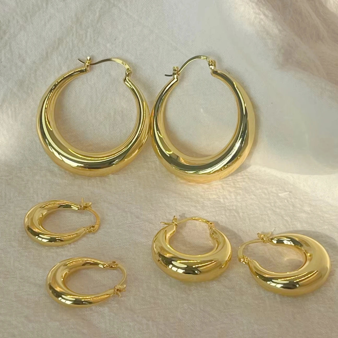Mariasz Minimalist PVD Plated Gold Color Big Circle Hoop Earrings for Women Girl Wedding Party Large Stainless Steel Jewelry 251201
