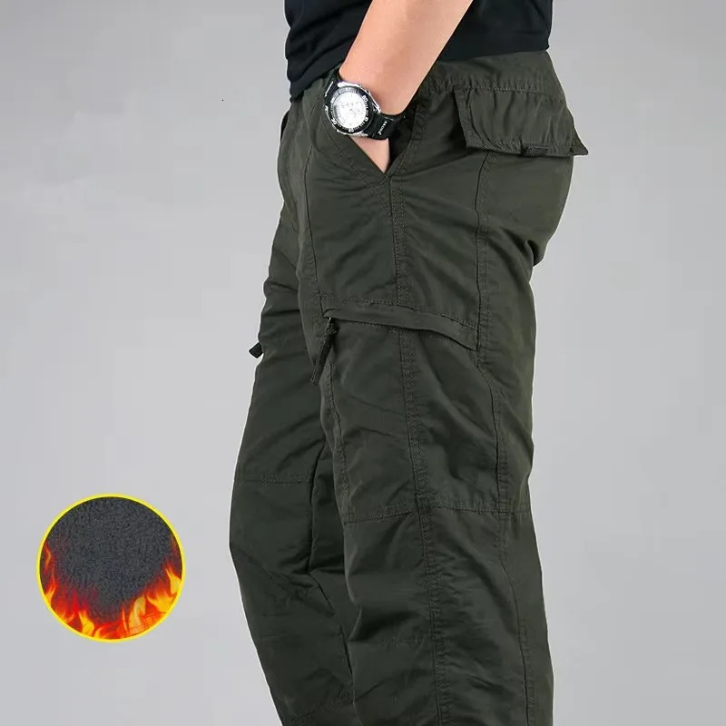 Mens Fleece Cargo Pants Winter Plush Tactical Pants Casual Joggers 3XL Korean Loose Hiking Running Warm Thermal Trousers 251203