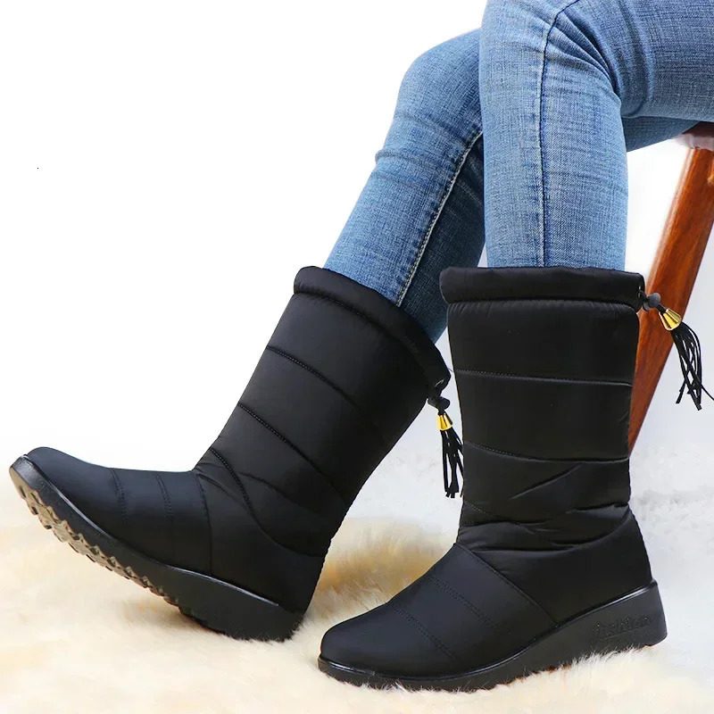 Waterproof Womens Snow Boots Fashion Tassel Cotton Shoes Soft Sole Ultra Light Warm Plush Ladies Plus Size Winter Footwear 251204