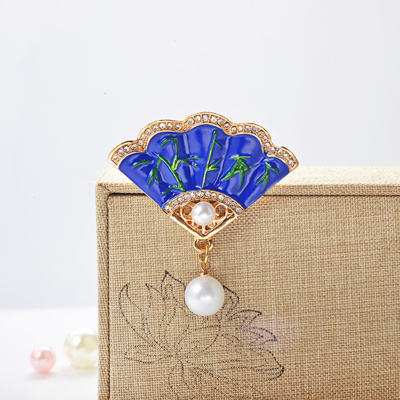 Tassel Bracelet Fan-Shaped Brooch For Women New Chinese National Style Bamboo Knot Brooch Pearl luxury Coat Pin Versatile Clothing Accessory