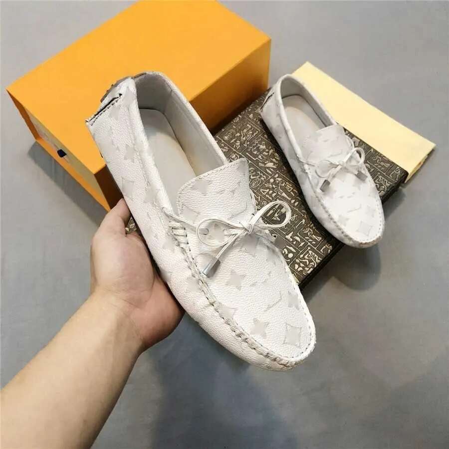 scarpa da uomo di design mocassini di lusso mocassini in vera pelle slip on elegante abito classico vintage festa formale matrimonio serale passeggi