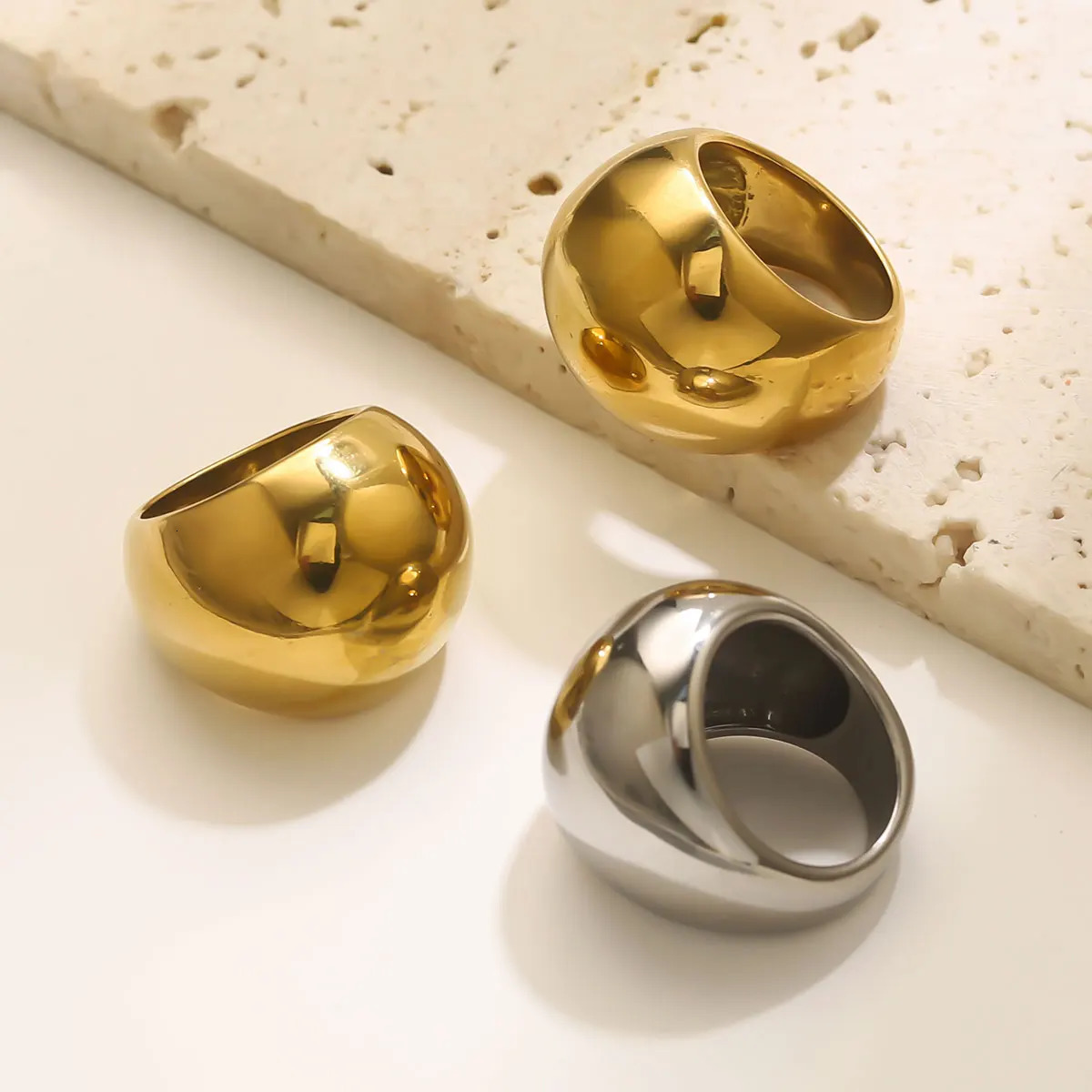 Vintage Stainless Steel Punk Style Chunky Large Rings for Women Men Fashion Glossy Gold Plated 18k No Fading Jewelry Party Gifts 251202