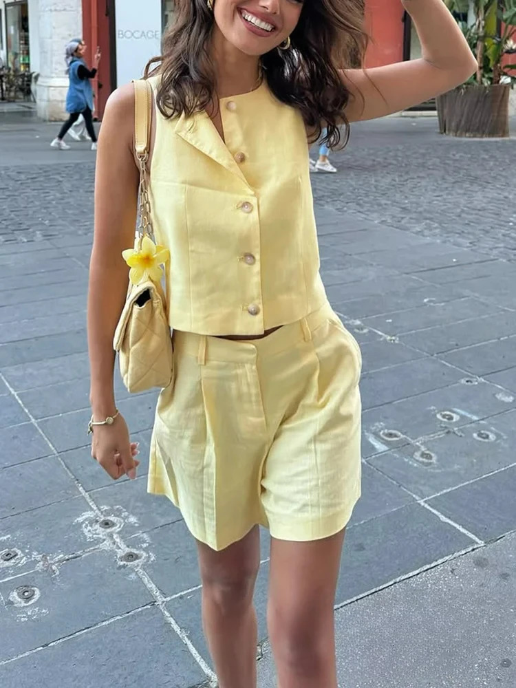 KONDALA Casual Chic Butter Yellow Women Suit Solid O-Neck Button Sleeveless Top Zipper Straight Shorts Fashion Summer Sets 251204