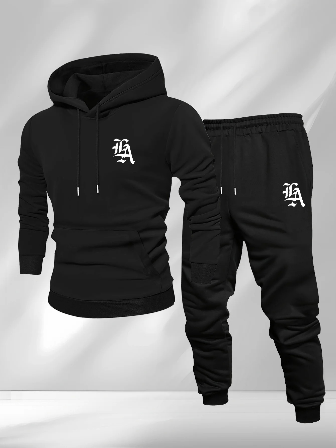 Le vendeur de printemps et d'automne ensemble à capuche pour hommes doux pour la peau vêtements décontractés et simples pour hommes avec des lett