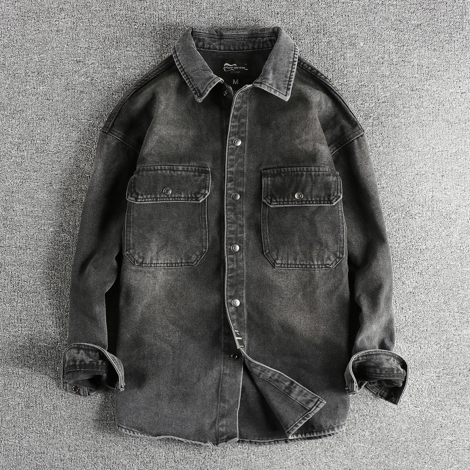8132 2024 Spring and Autumn American Retro Denim Jacket Mens Simple 90 Cotton Washed Old Casual Double Pocket Loose Coat 251129