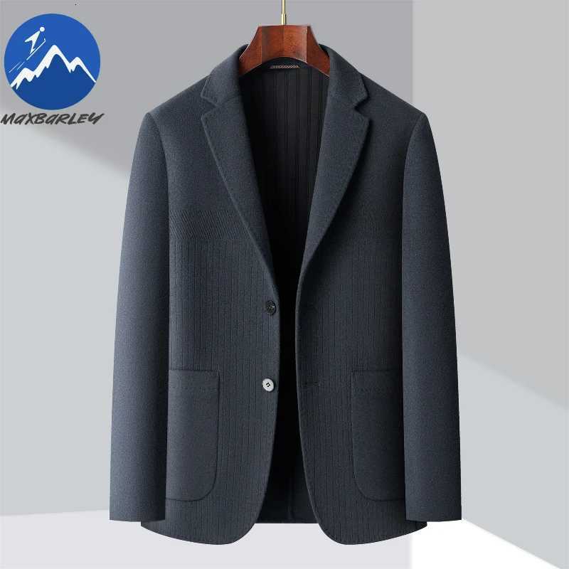 2025 Winter Wool Coat Mens Light Fashion Warm Cold Jacket Middle-aged Windproof Blazer Woolen Overcoat Man M251208