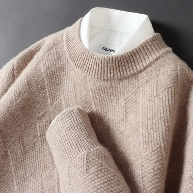 Mens Cashmere Sweater Loose and Thick Jacquard Crewneck Sweater Autumn and Winter Solid Color Mens Knit Bottom Sweater 251205