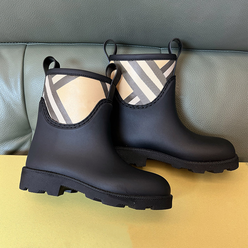 Designer Women Fashion Checkered High Top Rain Boots Classic Checkered Rain Boots Rubber Rain Boots Platform Leather Boots Martin Boots 1004