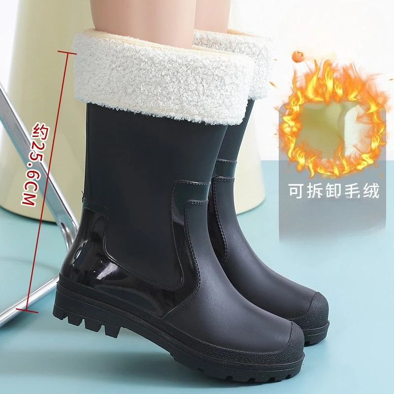 2025 New Thick Wear-resistant Rain Boots A Middle Tube Outdoor Womens Waterproof Anti Slip Cotton Warm Rain Boots Winter Boots 251204