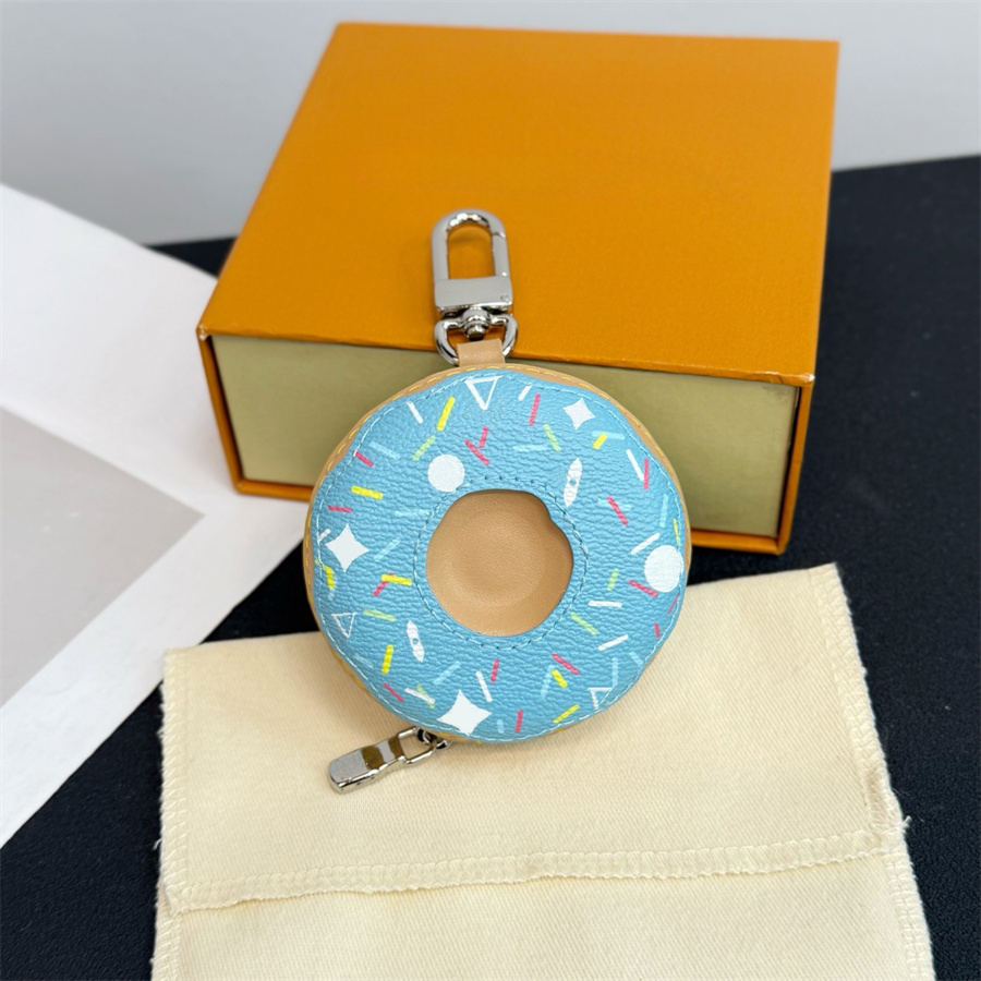 Keychain Designer Shells Pattern Lanyard Donut Dice Shape Keychain Fashion Cartoon Keychains Handmade Lover Keychains Leather Hanging Rope Headphone