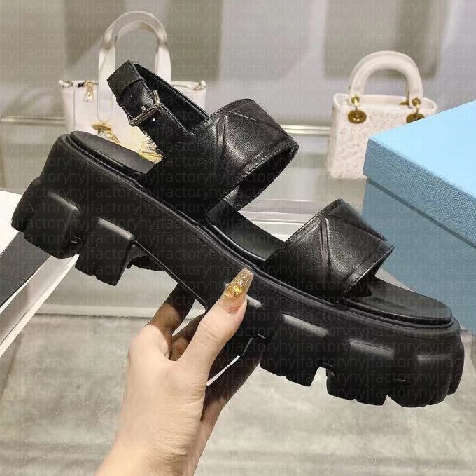 Womens Sandals Designer Shoes Leather Hollowed Out Platform Sandal Fashion Solid Antiskid Buckle Strap Round Toe Open Toes Casual Roman Shoe Black W