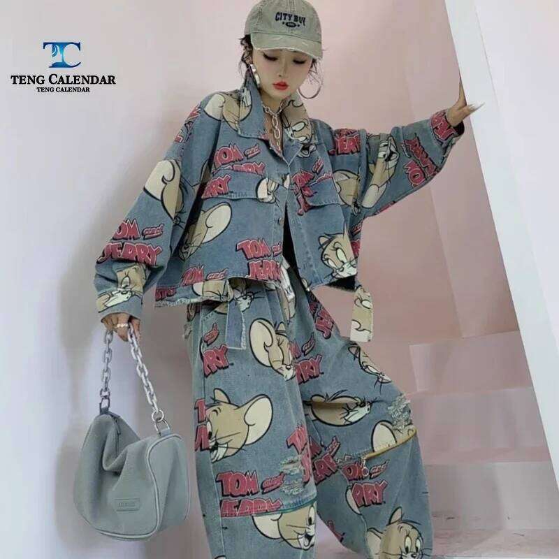 Korean Fashion Cartoon Printed Denim Jacket, Loose Fit Plus Size Short Cardigan Trend, Women's 2025 Autumn New Style Mdng251208