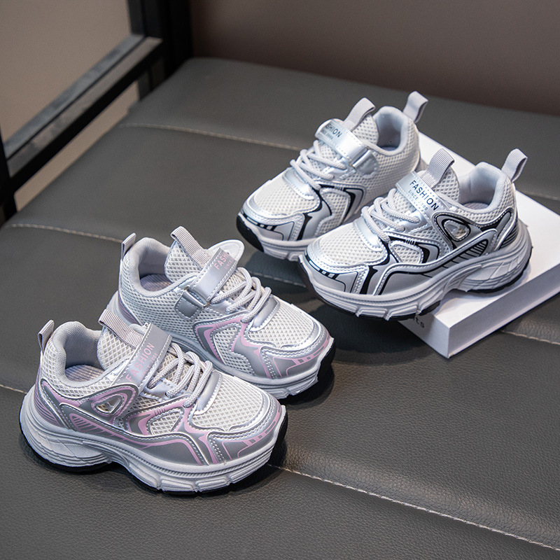 designer shoes Children s Mesh Breathable Spring Summer New Korean Style Sports Fashion Soft Sole Girls Dad Running Shoes W260805