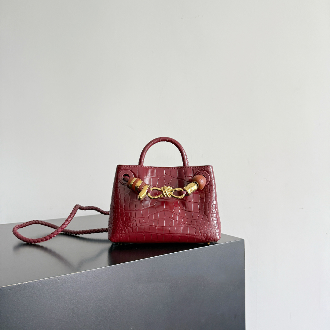 10A Designer bag Original Leather Crocodile skin mini andiamo paired with oak hardware Women Single Shoulder Crossbody Tote Bag With box dust bag