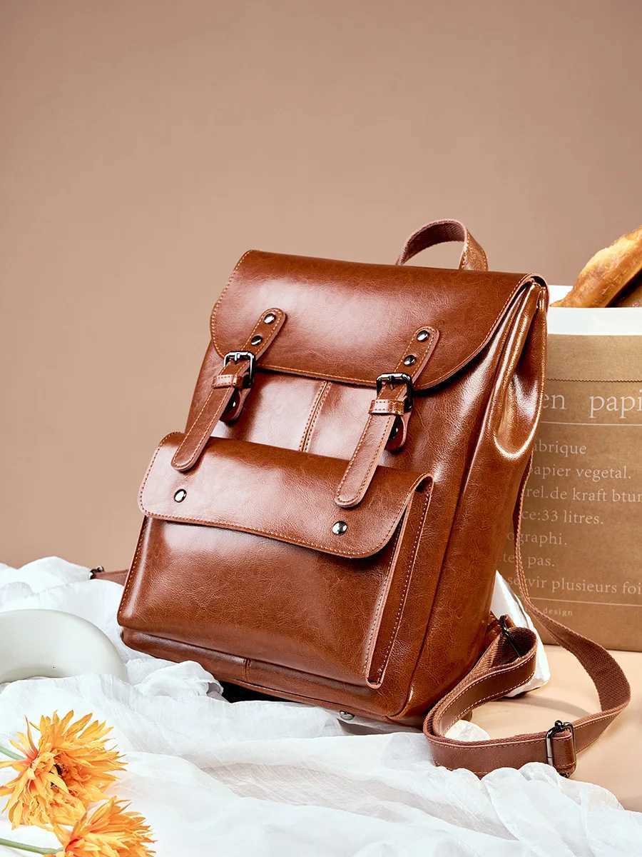 Backpack womens durable cowhide computer backpack college style 14 inch large capacity British retro neutral full leather K251206