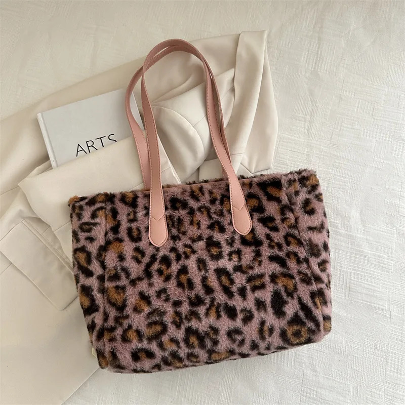 Plush Leopard Print Womens Shoulder Bag Winter Ladies Faux Fur Shopping Bags Soft Furry Female Large Capacity Tote Handbags 251201