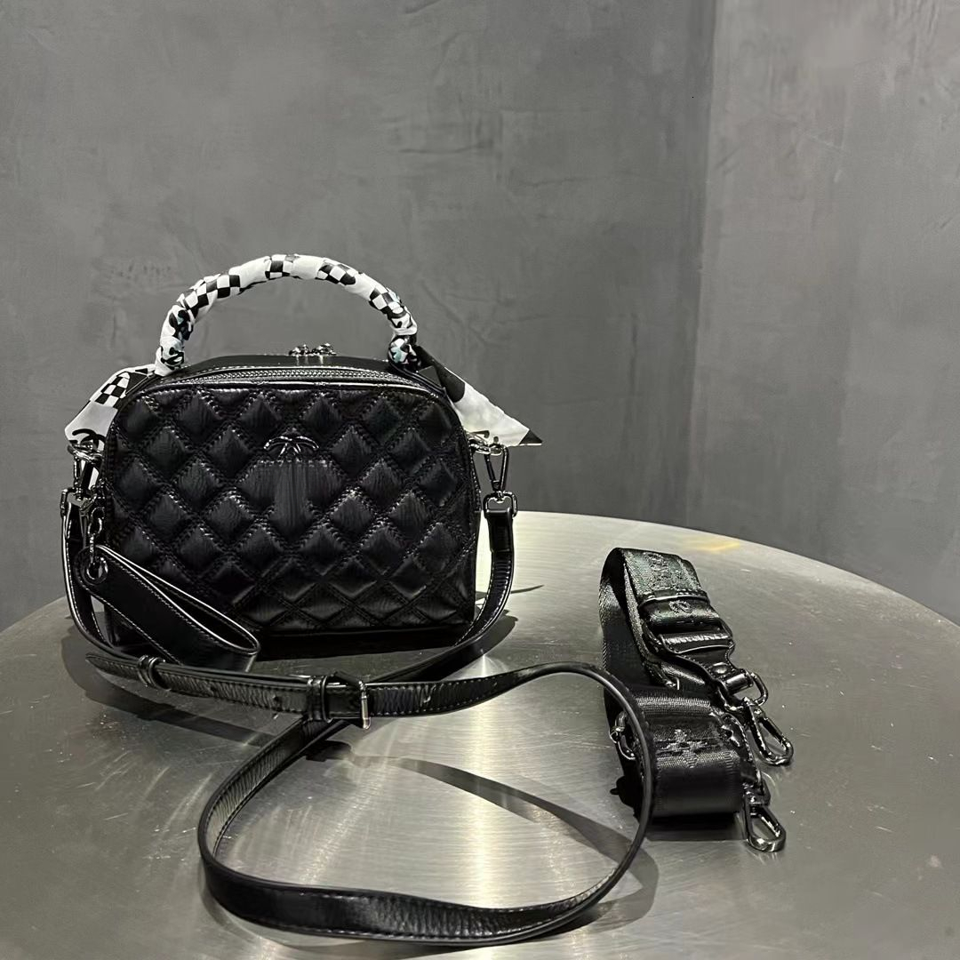 Trend design New trend Fashionable Small Fragrant Style Genuine Leather Elegant Women s Handbag Designer Multi functional Shoulder Bag Niche Casual