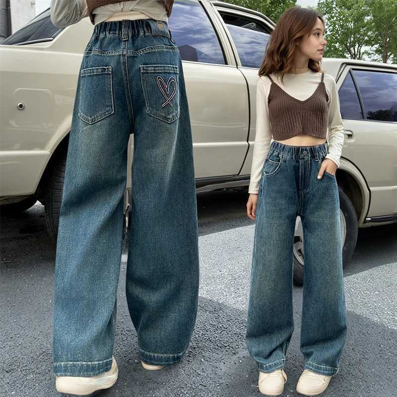 Girls jeans back pocket love wide-leg pants 2025 spring and autumn slimming straight pants suitable for 5-15 years old pantsT251208