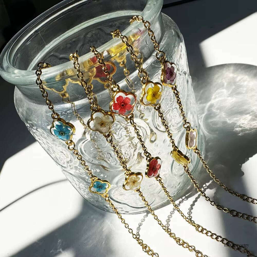VVS Moissanite Custom Unique Design Real Preserved Flower 18k Gold Plated Four-Leaf Clover Women's Sterling Silver Fashion Lucky Bracelet