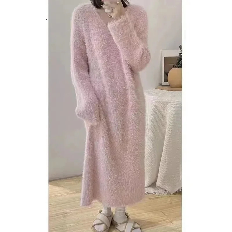 Autumn/Winter Loose Pink Mink Fleece Loose Knee Length Long Fur Dress Womens Pajamas Dress Solid Color 251205