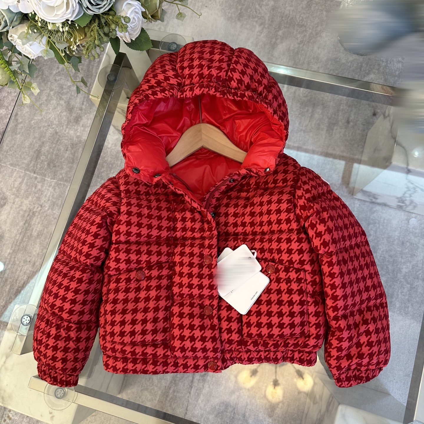 red hoodies girl coats girl's down coat luxury girls hooded jackets kids designer clothes hood down jackets Birthday gifts Christmas New Year s