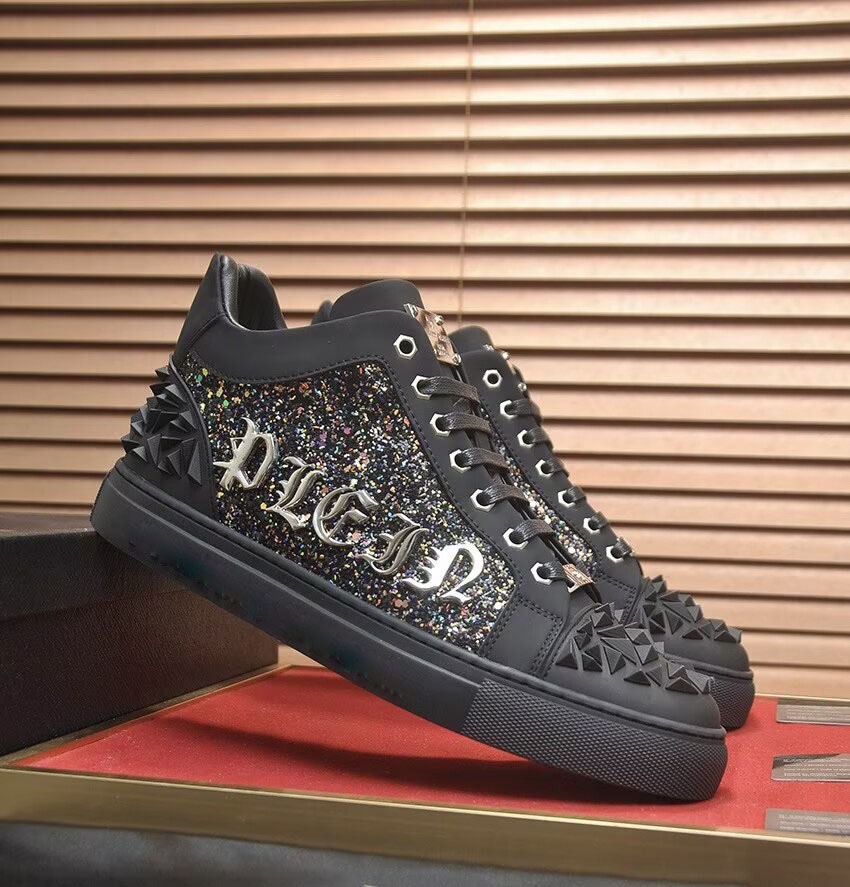 High Quality Men Low Top Sneakers Shoes New Hexagon Glitter Leather Studs Trainers Daily Wear Comfort Party Dress Wedding Elegant Skatebording Walki