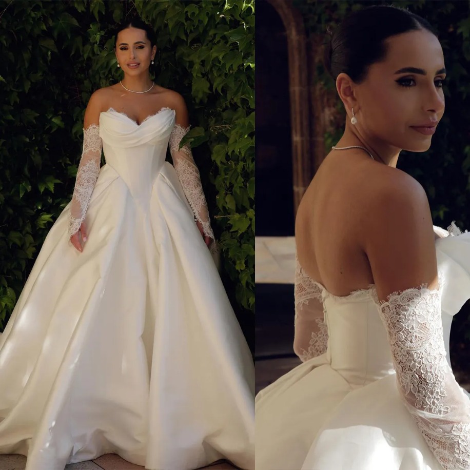 Elegant Satin A-Line Wedding Dresses Sexy V-Neck Ball Gown Pleated Lace Brush Train Bridal Gowns Dress Plus Size Customized 1209