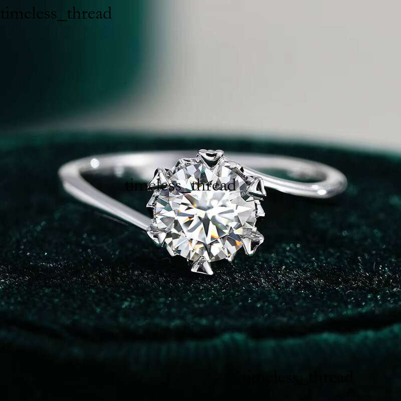 VVS Moissanite New Product 925 Silver High Quality Custom Personal VVS Fine Jewelry D Color Fadeless Diaspore Wedding Ring