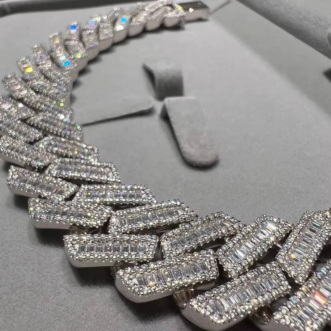 Fine Jewelry 925 Silver Cuban Fine Chain Link Bracelets Iced Out VVS Moissanite Baguette Cut Diamond Link Bracelets for Men