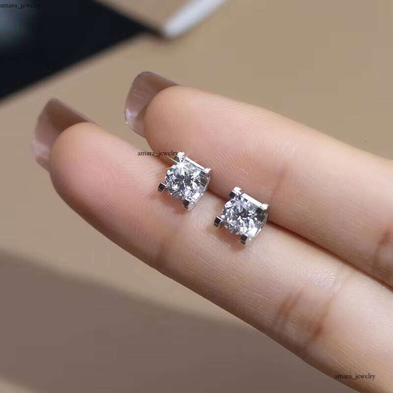 Factory Price IGI Certificate Lab-Grown VVS Moissanite Link Stud 18k Custom Earrings 1ct