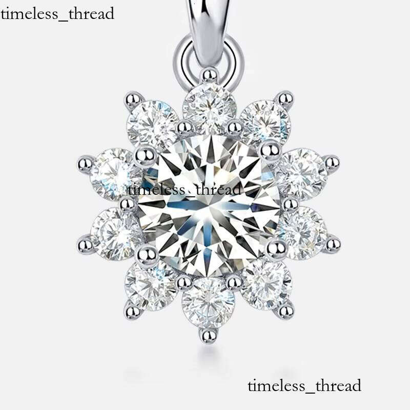 VVS Chalcedony VVS Moissanite Pendant Hot Sale Silver Sunflower Necklace for Women Snowflake Gift 925 Charm