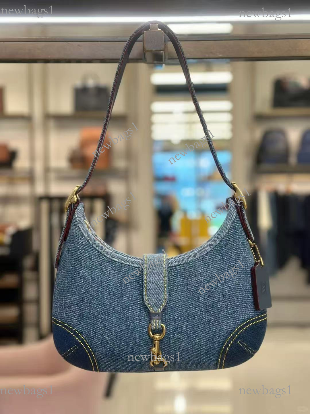 Nouveau sac à bandoulière à bandoulière unique de haute qualité sac à bandoulière en forme de demi-lune sac à main de designer sac à bandoulière