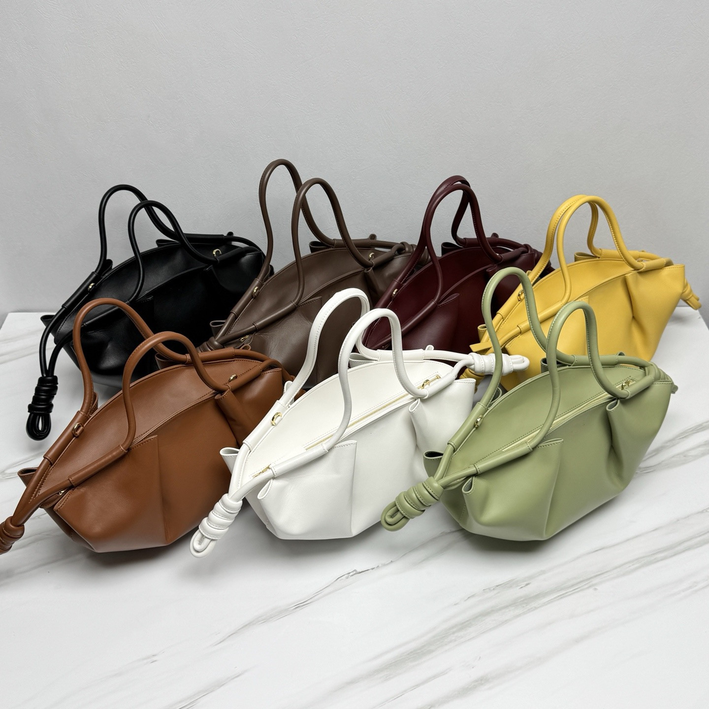 Top quality Designer Crossbody Bags Women Top Handle High Grade genuine leather Dumpling-shaped package Design Shoulder Bag with Lady Paseo Handbags