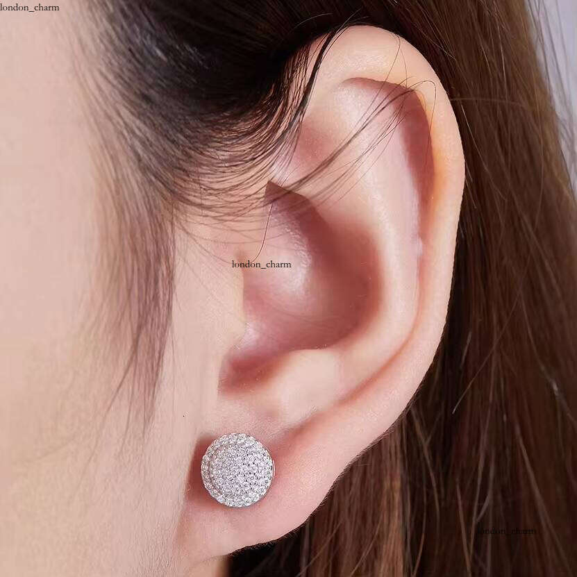 Custom 925 Sterling VVS Moissanite VVS Moissanite Exquisite Fashion Jewelry OEM ODM S925 Silver Women's Stud Earrings