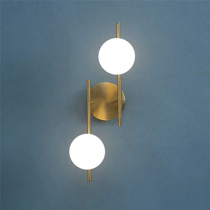 Lámparas de pared LED modernas Luces de pared doradas para interiores con bola redonda de vidrio lechoso Luces de pared para cabecera Bombillas dobl