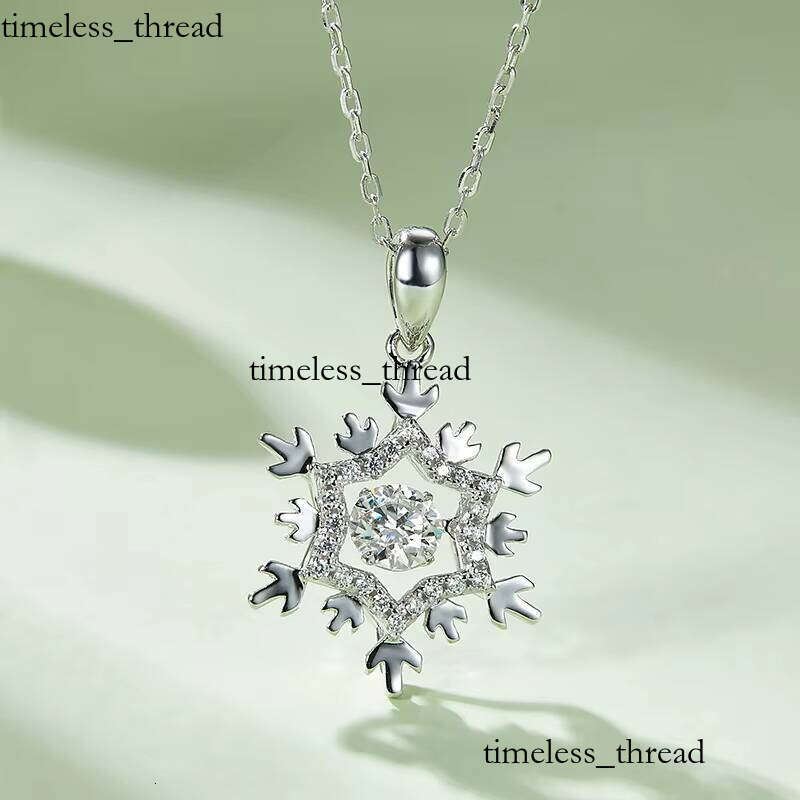 Messi Snowflake Shape Elegant Women's Jewelry 925 Silver VVS Moissanite Necklace