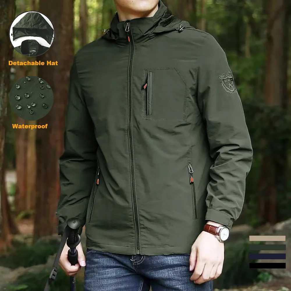 Mens Outdoor Jacket Windproof Waterproof Hooded Camping Climbing Outwear Solid Color Zipper Stylish Hiking Jackets W251209