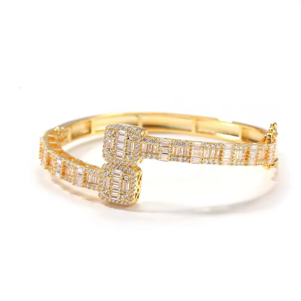 Unisex 18K Solid Gold Plated Bracelet Iced VVS Moissanite Baguette Cut Diamond Custom Shape White Gold Fine Chain for Hip Hop