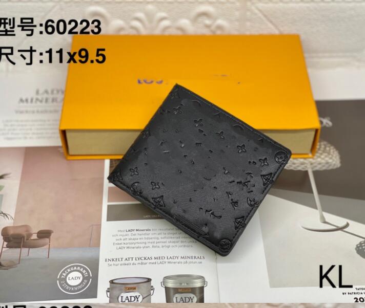 Designer Men Black embossed leather wallets urses luxury leather short mens wallet Card Holder wallets classic pocket leather Bag original V25