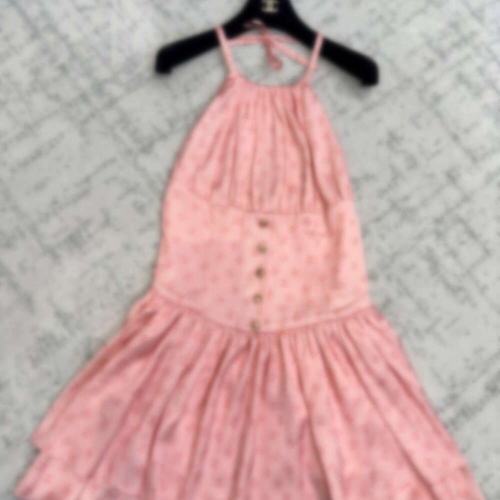 Designer Neck Top Vest Camisole For Women 2025 New Summer Outerwear Sleeveless Design Sense Niche Chiffon Hot Girl 047e
