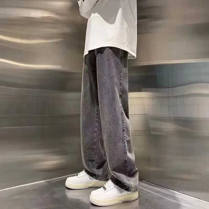 2025 Streetwear Loose Jeans Men Korean Style Fashion Loose Straight Wide Leg Pants Mens New Brand Clothing Black Light Blue M251209