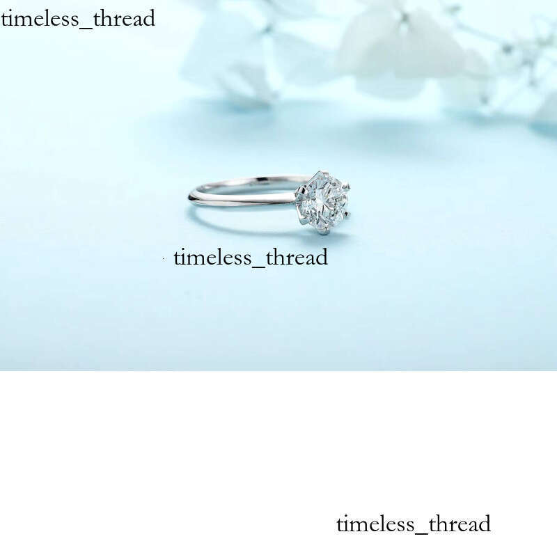 Platinum Synthetic Lab VVS Moissanite Wedding Jewelry Round Cut Classic 0.5ct Engagement Rings for Women