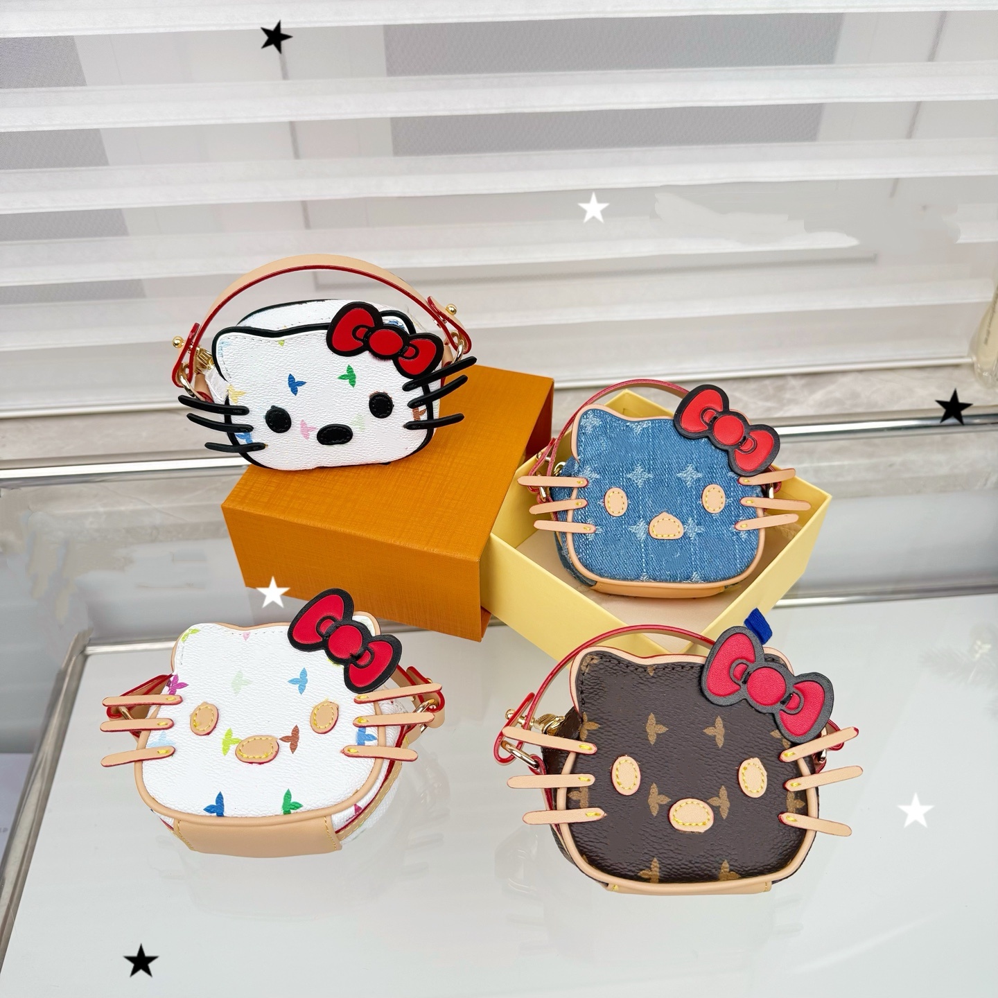 25ss Womens Luxurys Designers Cat Mini Bag Hanger Shoulder Bag Can Hold Keys Cards Change And Other Small Items With packaging Box With Chain Long 1
